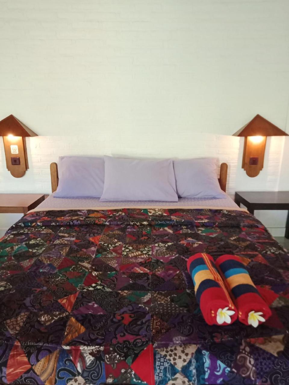 Rini Hotel 러비나 외부 사진