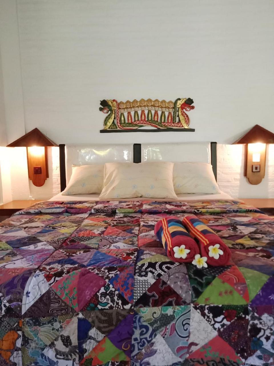 Rini Hotel 러비나 외부 사진